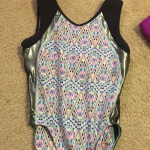 Ivivva gymnastics Leo